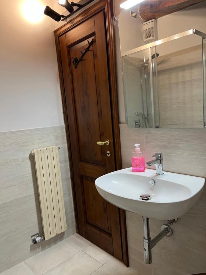 Chalet Blanc "La Mansarda" Courmayeur Exterior foto